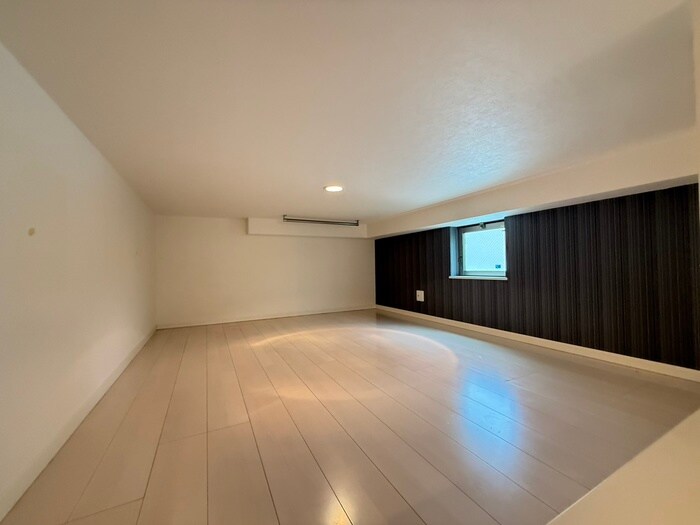 物件内観写真9　(ロフト)