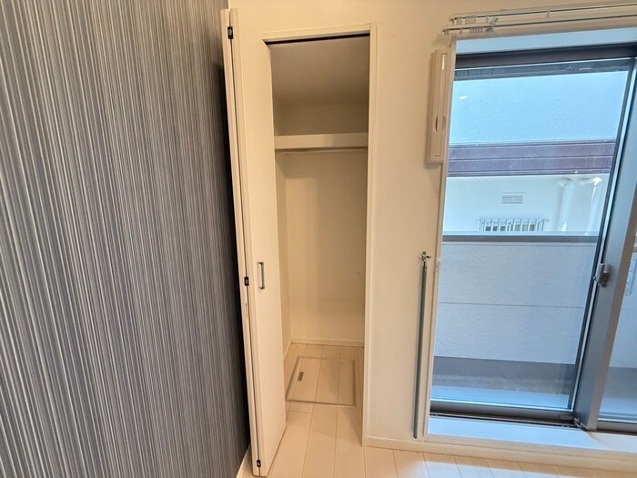 物件内観写真10　(収納)