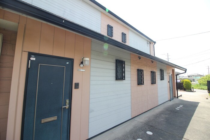 物件外観写真3　(外観写真)