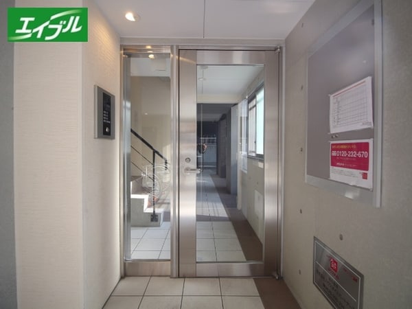 エントランス部分