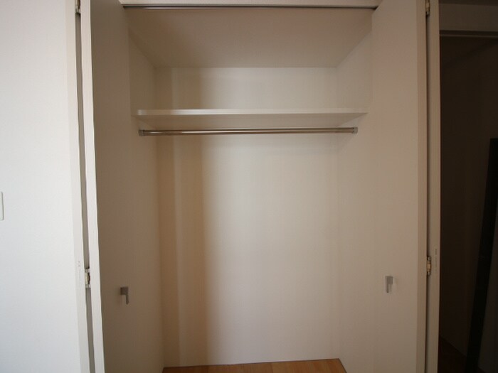 物件内観写真12　(収納)