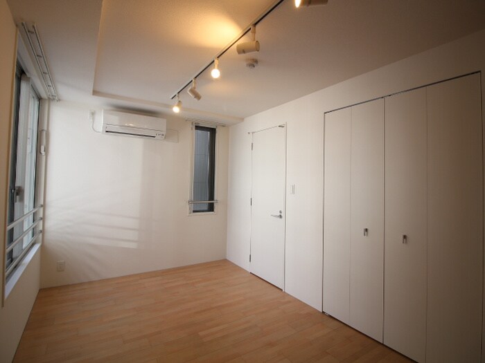 物件内観写真15　(居室)