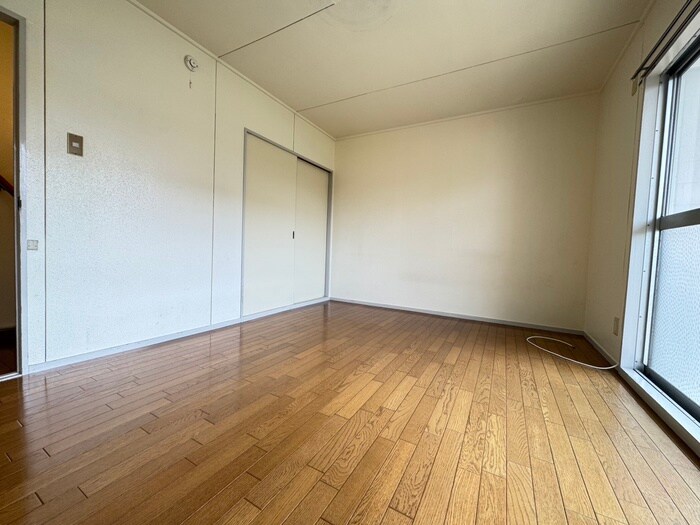物件内観写真12　(居室)