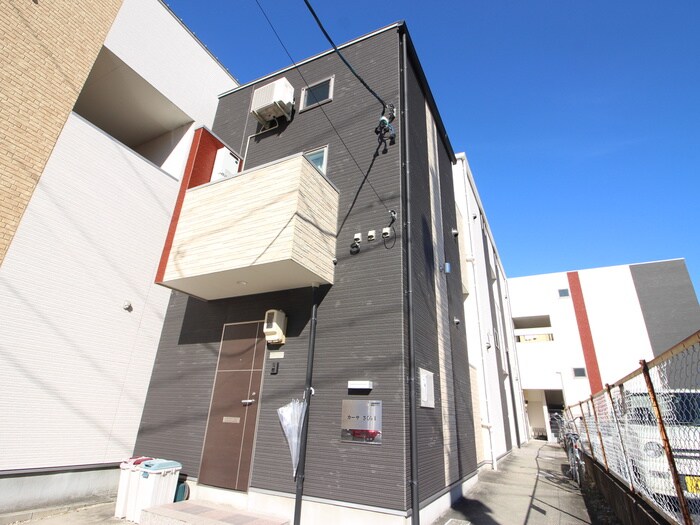 物件外観写真1　(外観写真)