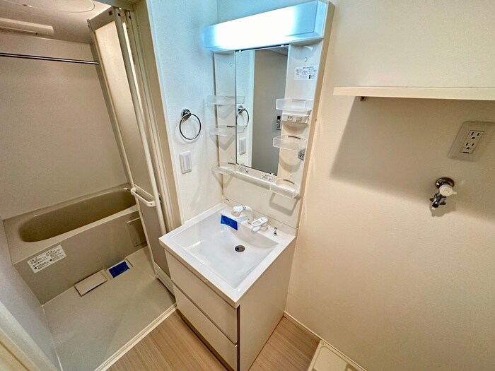 物件内観写真13　(洗面)