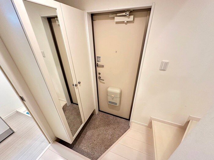 物件内観写真20　(玄関)