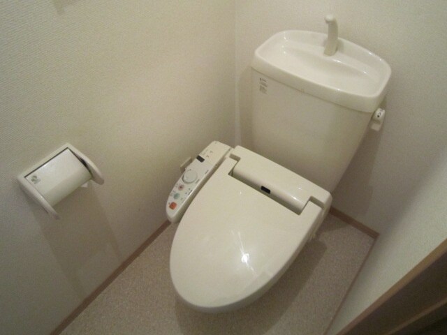 物件内観写真13　(トイレ)