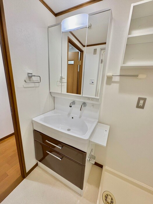 物件内観写真10　(洗面)