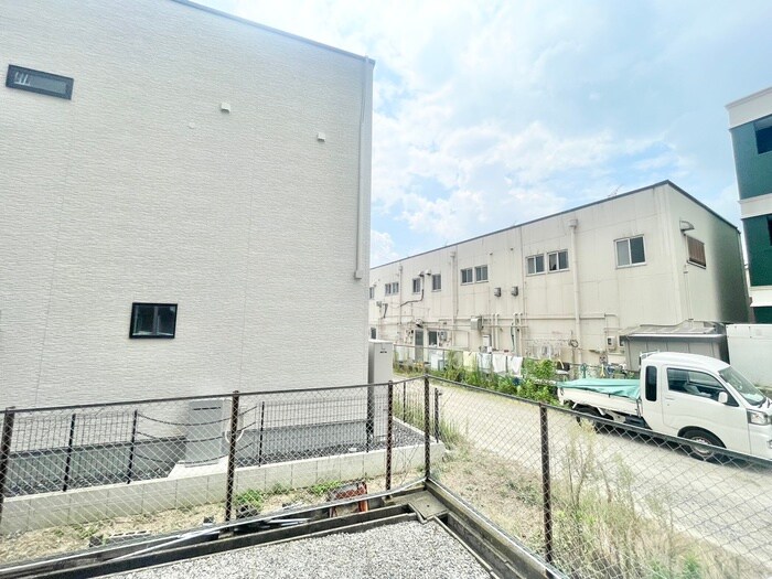 物件内観写真22　(室内からの展望)