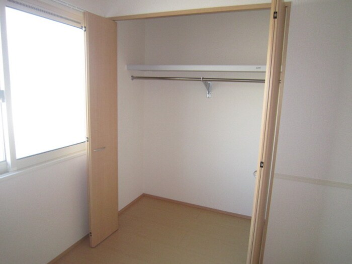 物件内観写真11　(収納)
