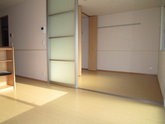 物件内観写真15　(内観写真)