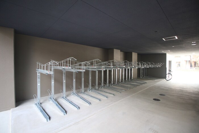 物件外観写真4　(駐輪場)