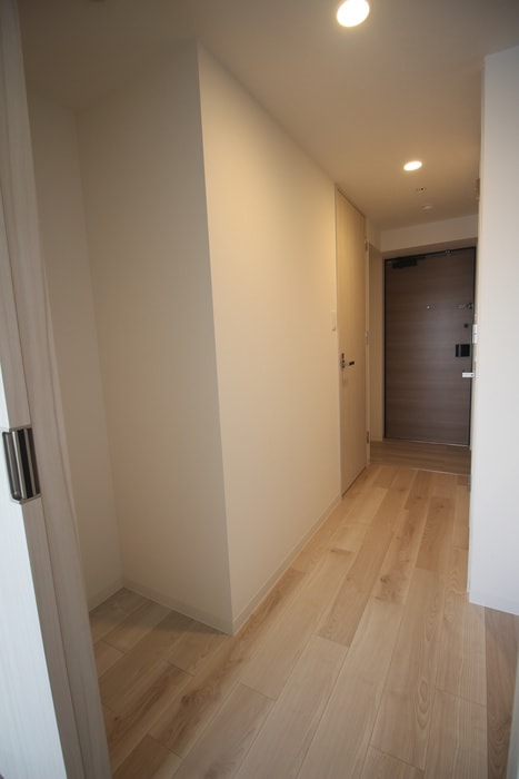 物件内観写真18　(廊下)