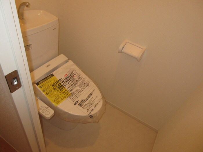 物件内観写真11　(トイレ)