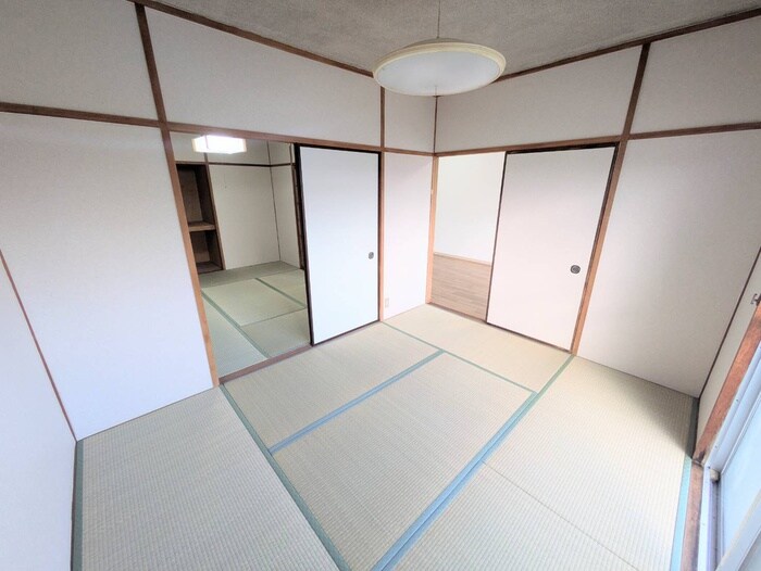 物件内観写真9　(居室)