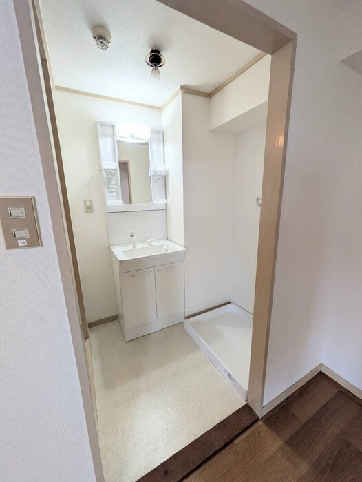 物件内観写真12　(洗面)