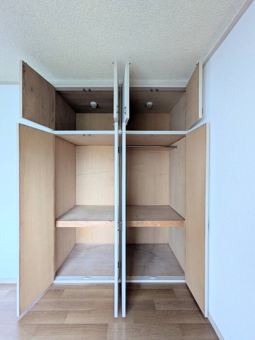 物件内観写真18　(収納)