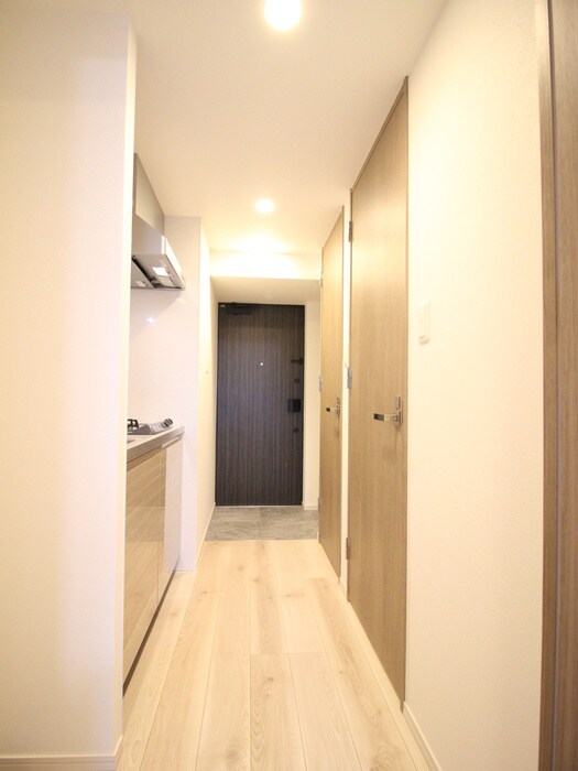 物件内観写真18　(廊下)