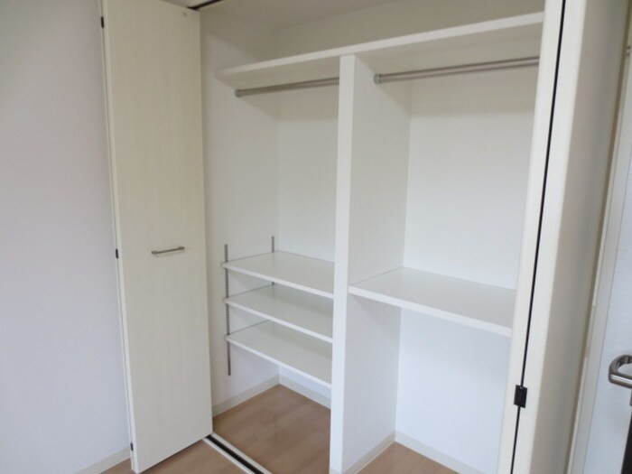 物件内観写真9　(収納)