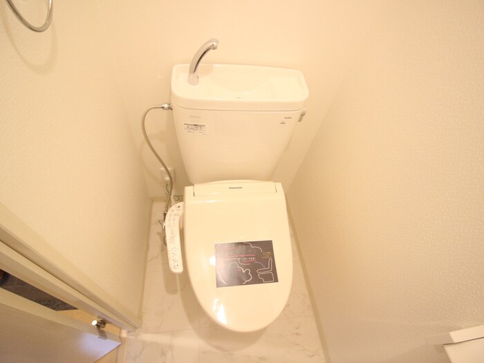 物件内観写真10　(トイレ)