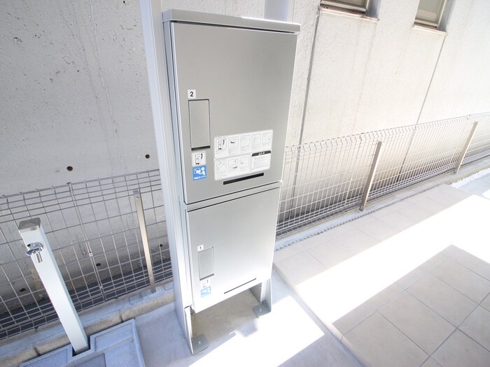 物件外観写真4　(建物設備)