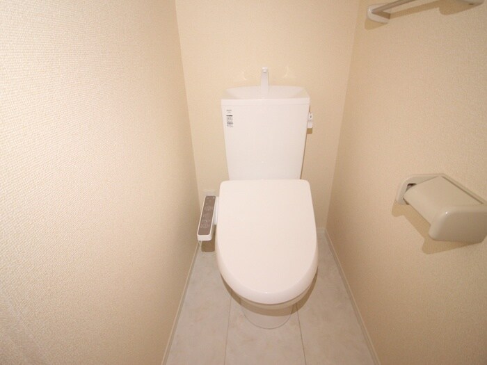 物件内観写真11　(トイレ)