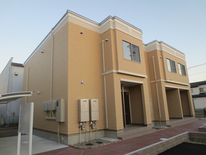 物件外観写真2　(外観写真)