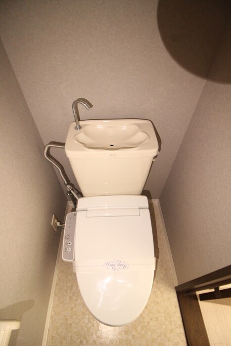 物件内観写真13　(トイレ)