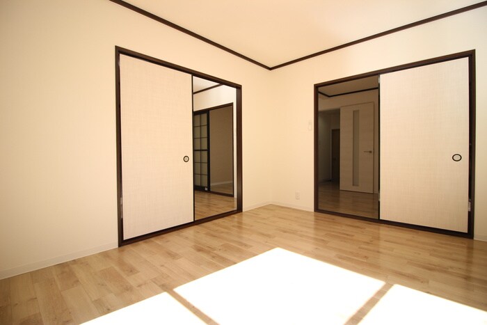 物件内観写真13　(居室)