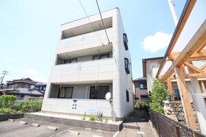 グランデ・ユ－ヴェ外観写真