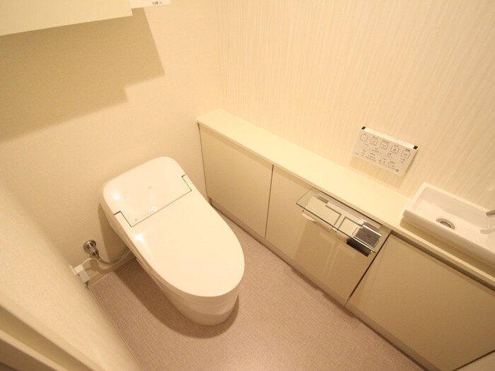 物件内観写真13　(トイレ)