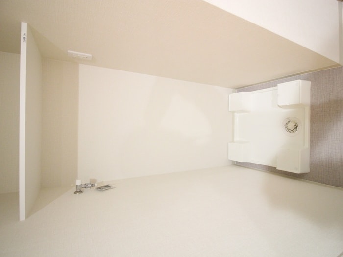 物件内観写真15　(洗濯機置場)