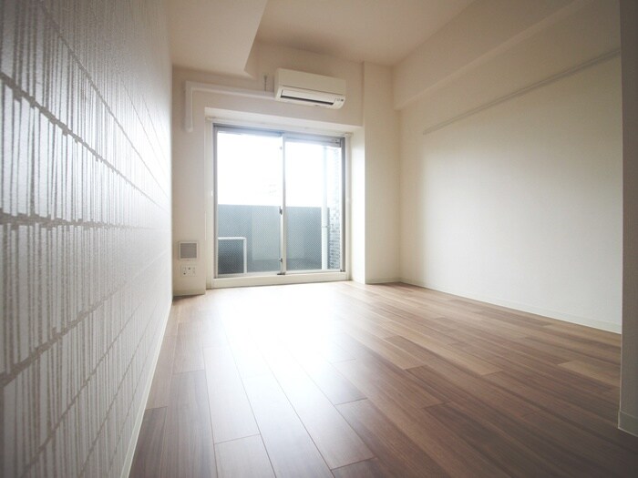 物件内観写真4　(居室)