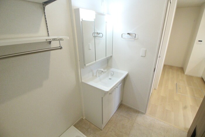 物件内観写真13　(洗面)