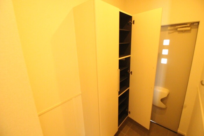 物件内観写真16　(靴箱)