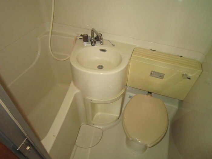 物件内観写真11　(トイレ)