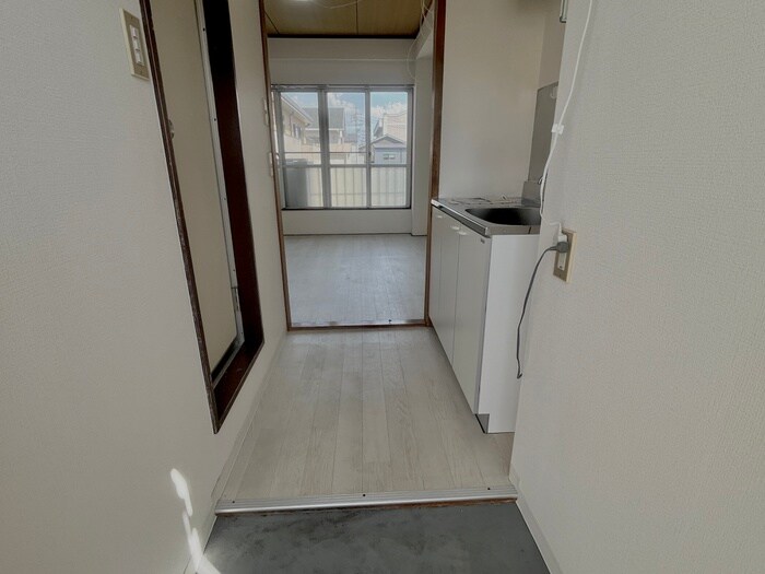 物件内観写真18　(廊下)