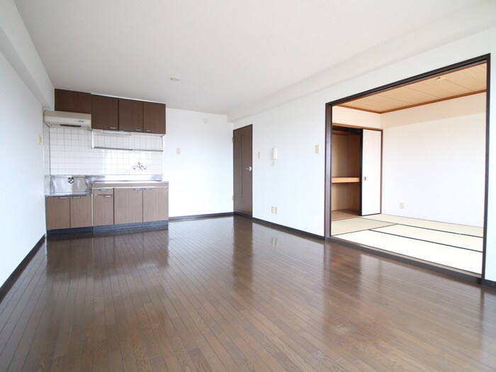 物件内観写真7　(居室)