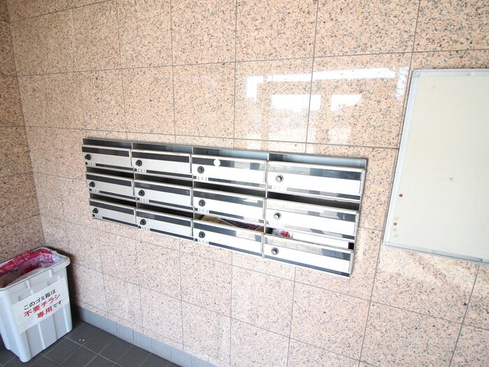 物件外観写真6　(建物設備)