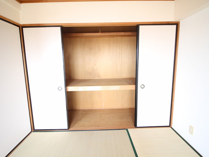 物件内観写真17　(収納)