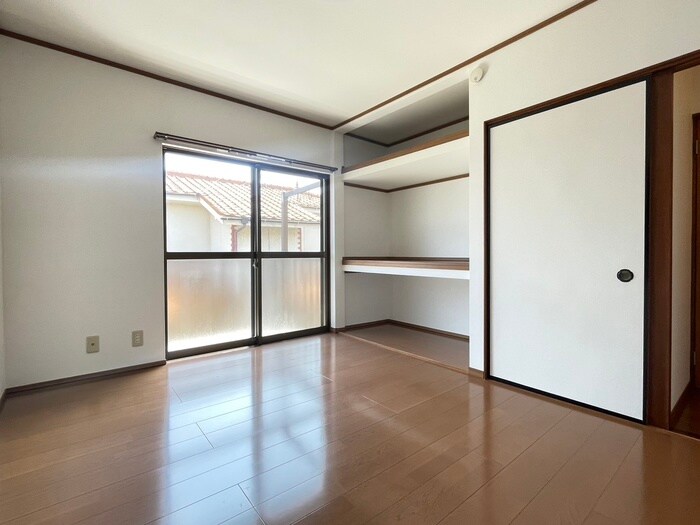 物件内観写真7　(居室)