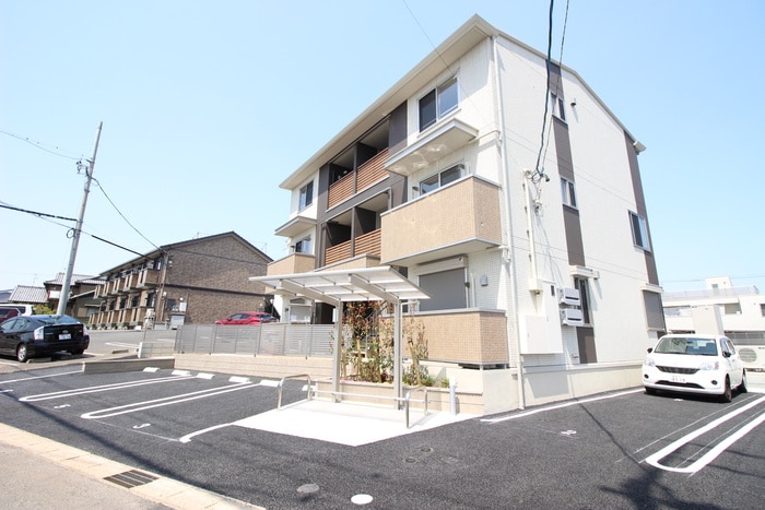 物件外観写真3　(外観写真)