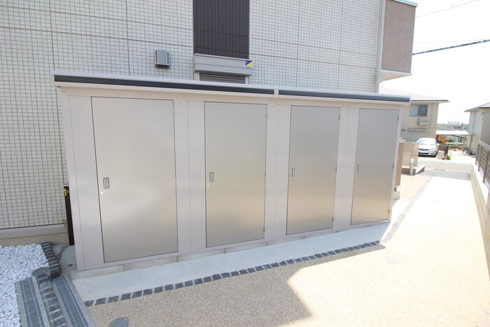 物件外観写真6　(建物設備)