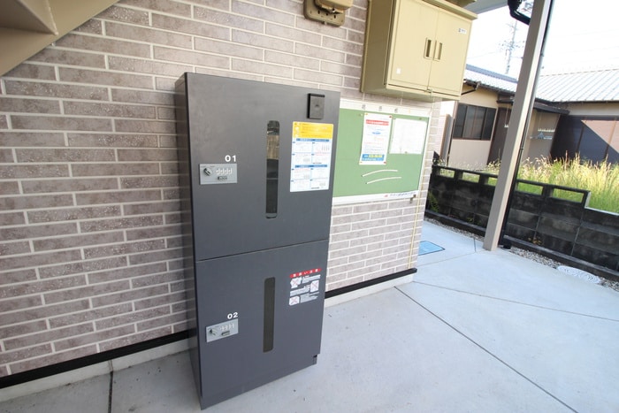 物件外観写真4　(建物設備)