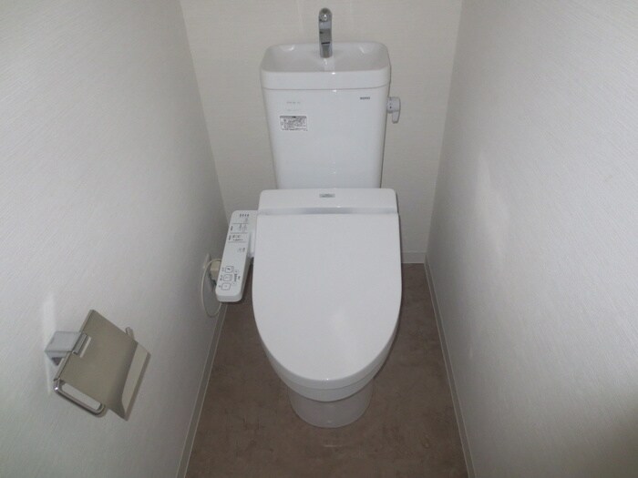 物件内観写真9　(トイレ)