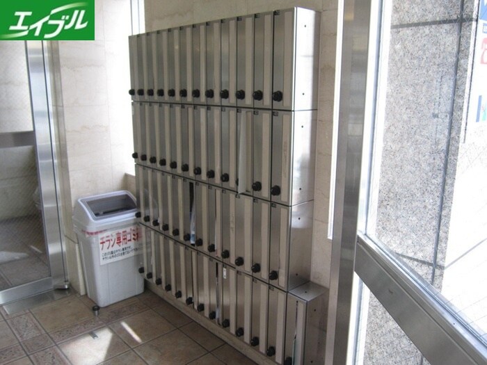 物件外観写真4　(建物設備)