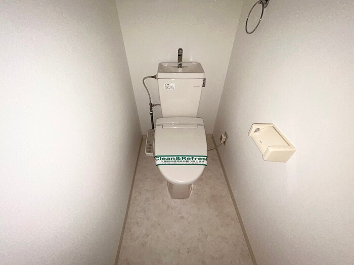 物件内観写真11　(トイレ)