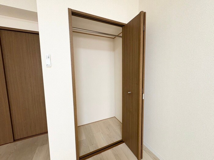 物件内観写真13　(収納)