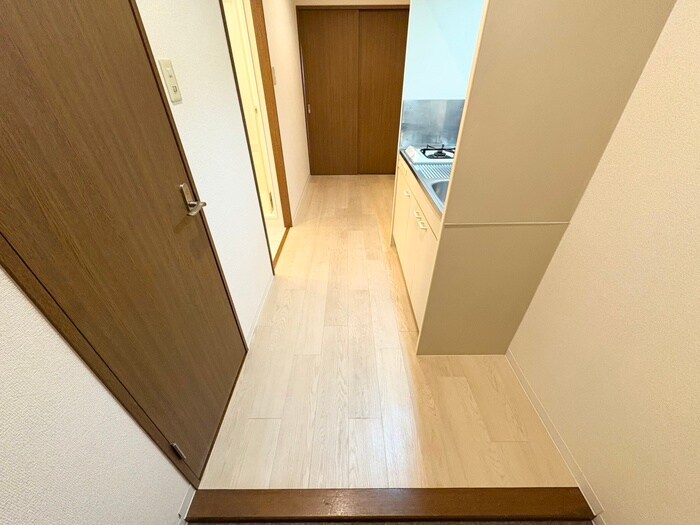 物件内観写真18　(廊下)