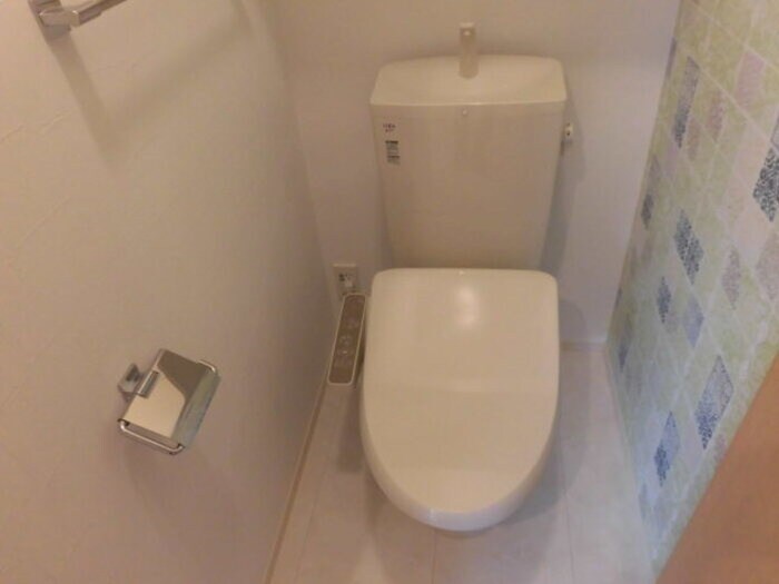 物件内観写真6　(トイレ)